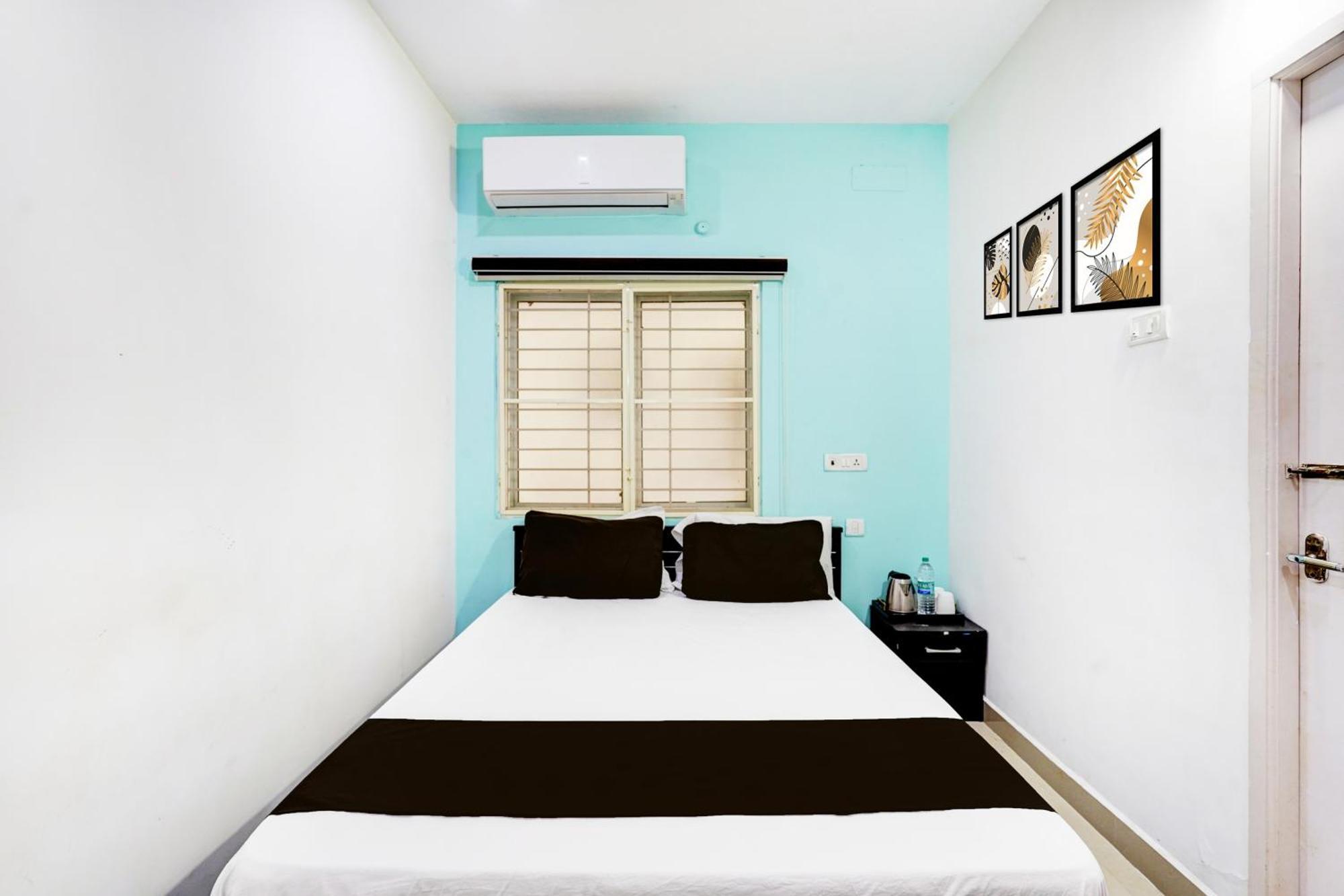 Hotel Collection O Perumbakkam Main Road